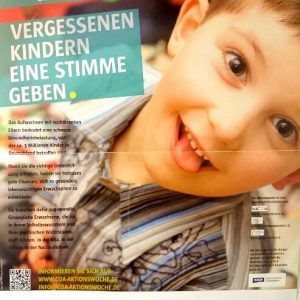 Ein Plakat mit einem lächelnden Kindergesicht und deutschem Text, das für die "Aktionswoche für Kinder aus Suchtfamilien" vom 10. bis 16. Februar 2019 wirbt, mit Veranstaltungshinweisen unten.